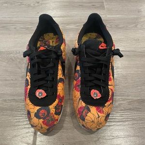 Nike Classic Cortez Women’s Floral Pack Gold Sz 10